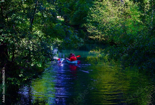 kanufahrt auf Fluss