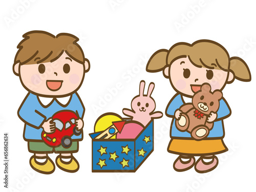 車やぬいぐるみのおもちゃで遊ぶ男の子と女の子_保育園児の兄妹