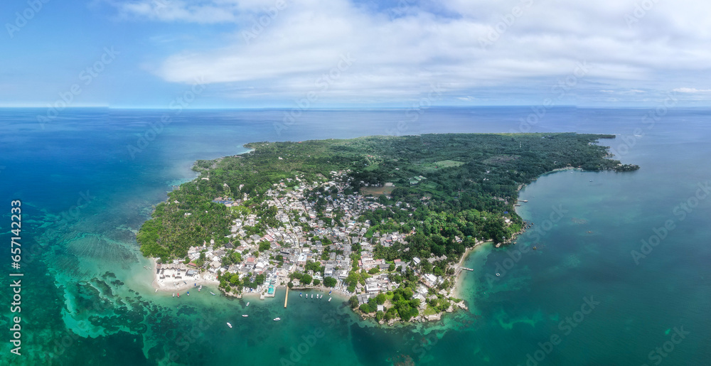 Toma desde el drone Puerto Limón, Isla Fuerte