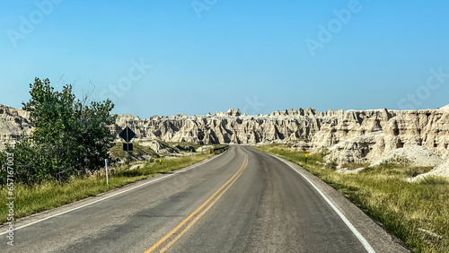Tableau sur toile The Badlands Loop State Scenic Byway in Badlands National Park