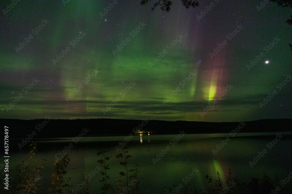 Grüne Polarlichter in Schweden 