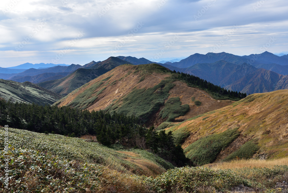 Fototapeta premium Climbing Mount Makihata, Niigata, Japan