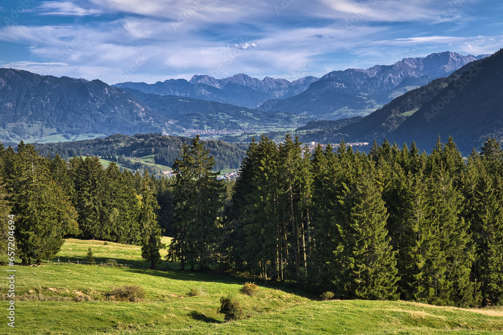 Immenstadt-Berge-Alpen-Panorama-Allgäu-Über dem Alpsee