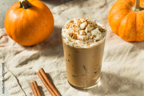 Cold Refreshing Iced Pumpkin Spice Latte
