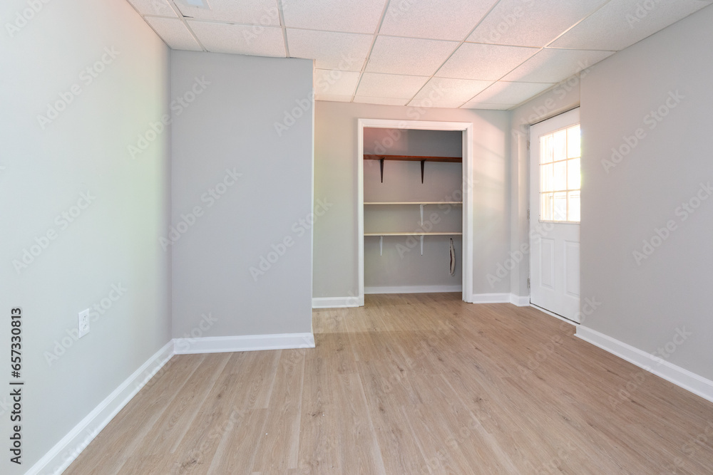 empty room empty room