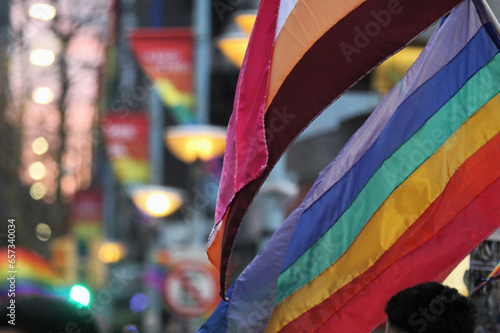 bandeiras lgbt simbolo da diversidade em dia de marcha pela diversidade e os direitos homossexuais. photo