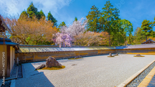 Billede på lærred Kyoto, Japan - March 29 2023: Ryoanji Temple is the site of Japan's most famous