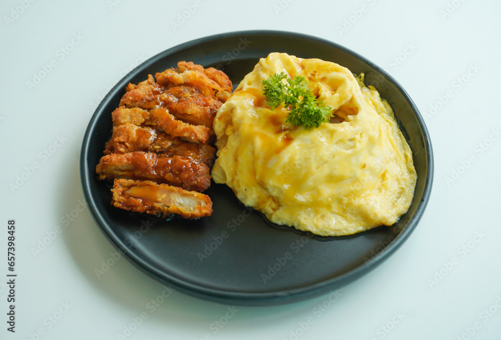 Food: Creamy egg rice, crispy chicken, teriyaki flavor, delicious soft texture.