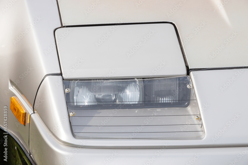 古い自動車のヘッドライト Headlight of the old car 古い自動車のヘッドライト Headlight of the old car