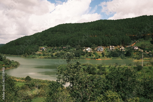 Wallpaper Mural lake in the mountains Torontodigital.ca