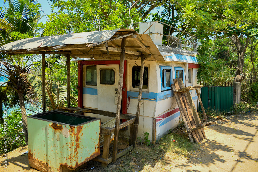 Obraz premium old abandoned boat cabin