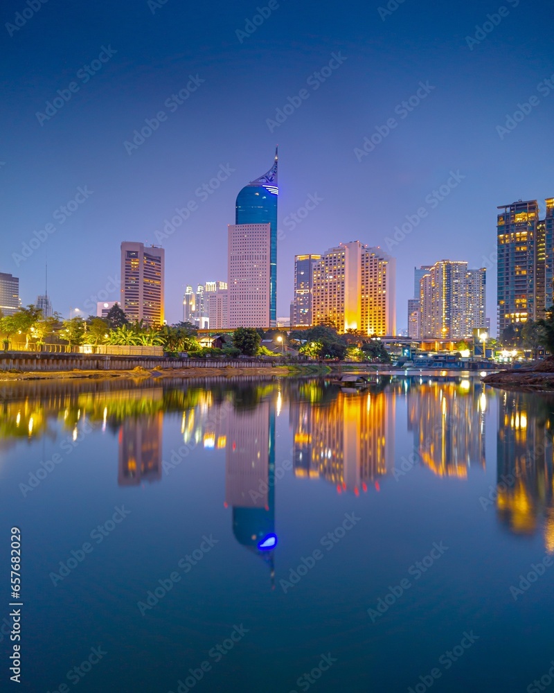 Fototapeta premium country skyline at night