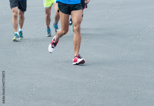 marathon runners