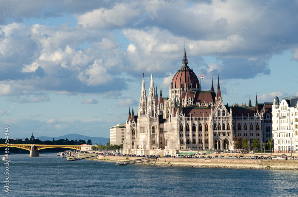 Obraz premium Budapest parliament