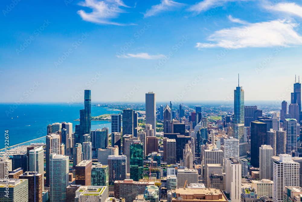 Fototapeta premium Chicago aerial photography view of buildings in a sunny day. Architectural view of the city, urban scene.