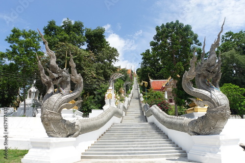 Wat Sangkat Rattana Khiri at Uthai Thani　ワット サンカット ラタナキーリー　ウタイターニー photo