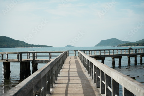 Sea View from Chonburi Pier, Thailand 桟橋からの水平線の景色 チョンブリ・タイ