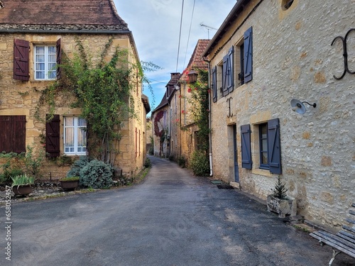 Fototapeta Naklejka Na Ścianę i Meble -  Village de Fanlac, Dordogne, Périgord, Vallée de l'homme, France 