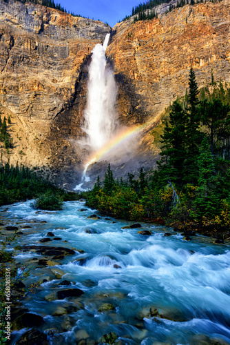Takakkaw falls