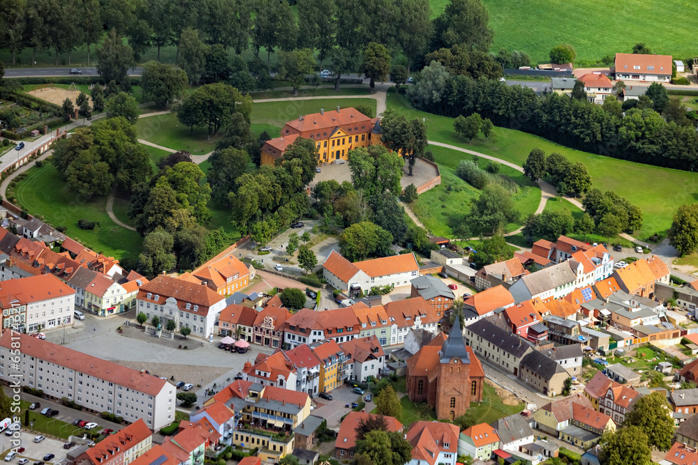 Stavenhagen, Schloss, Mecklenburg-Vorpommern, Deutschland, Luftaufnahme aus dem Flugzeug