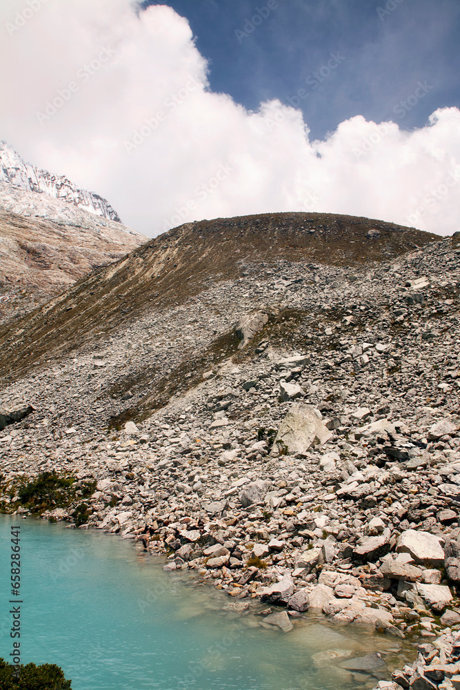 Reise durch Südamerika. In Peru wandern zur Lagune 69. Reise durch Südamerika. In Peru wandern zur Lagune 69.
