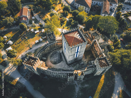 view of the town, castle, Portugal, city, Guimarães, castillo, drone