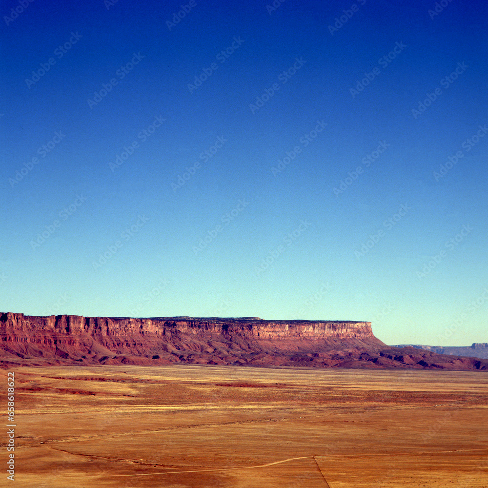 Utah Butte and Dry Plains