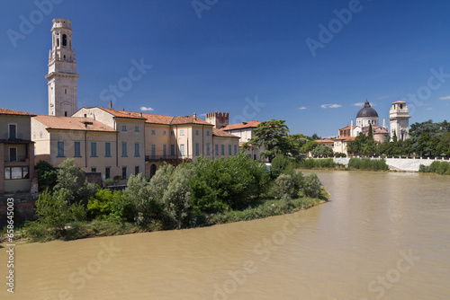 Obraz na płótnie River Adige from Ponte Pietra in Verona w salonie