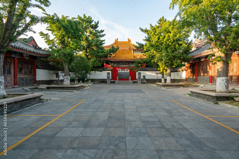 Dragon King Temple, an ancient Chinese architecture.Chinese translation: Dragon King Temple