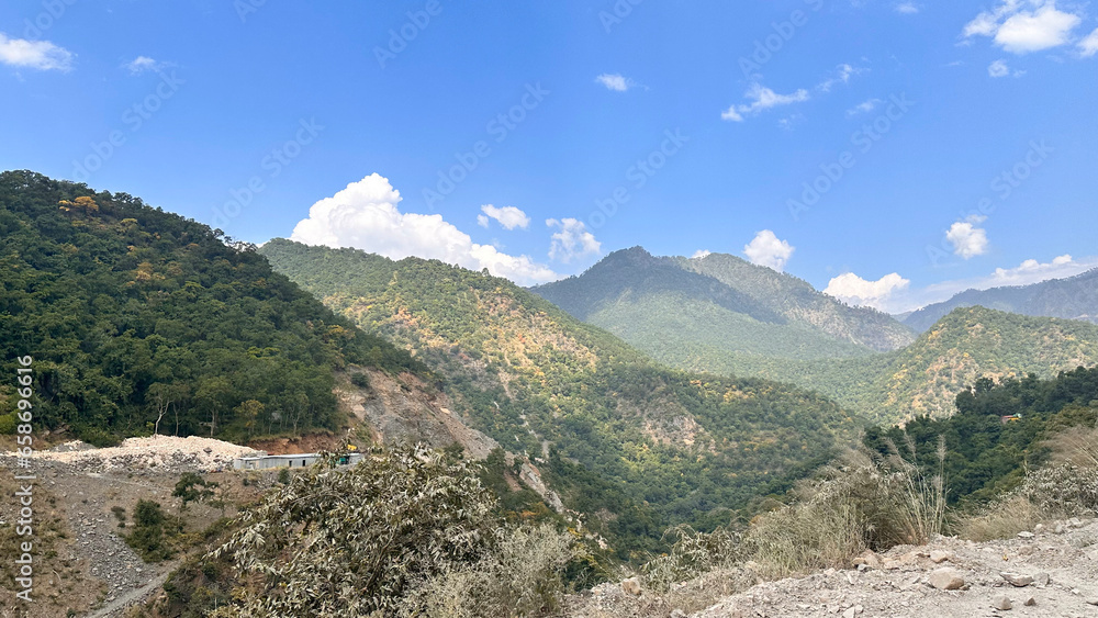 Fototapeta premium beautiful mountain hills and sky view shot