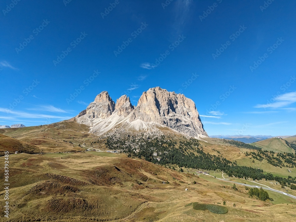 Naklejka premium Beautiful landscape of Italian dolomites-with mountain meadows,lakes and rocky and sharp mountain tops,Dolomite Alps mountains, Trentino Alto Adige region, Sudtirol, Dolomites, Italy