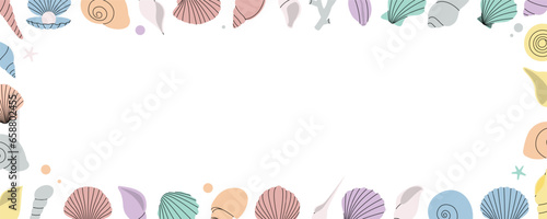Sea shells in horizontal banner. Tropical underwater shells. Freshwater algae, corals, starfish, sea mollusks, scallop, pearls. Vector illustration.