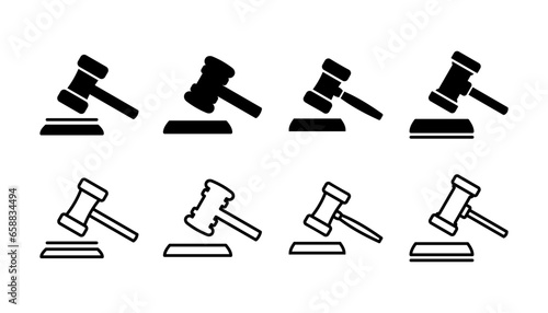 Gavel icon vector. judge gavel icon. auction hammer