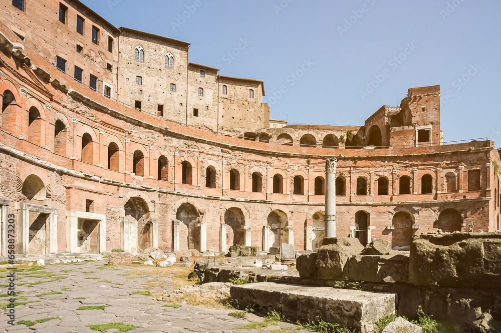 Semicircular plan of Trajan Market, city of Rome