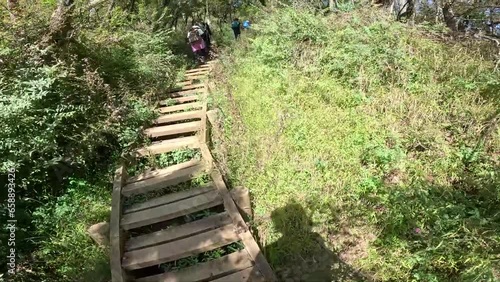 Mt. Tonodake is the highest peak along the Omote Ridge  that runs between Mt. Oyama and Nabewari Ridge . It has easy access, being about 80 minutes to Shibusawa Station from both Shinjuku and Tokyo. photo