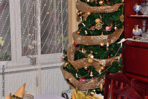 Obraz na płótnie Festively set Christmas table in the home for Christmas dinner in the evening w salonie