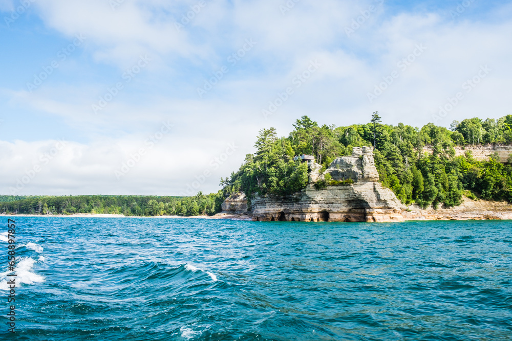 Obraz premium Pictured Rocks National Lakeshore in Michigan.