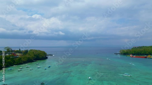 Wallpaper Mural Panoramic aerial shots in 4k with the drone in one of the most beautiful beaches in Asia (Bali - Indonesia) Luxurious hotels, holidays, scuba diving, marine flora and fauna. Torontodigital.ca