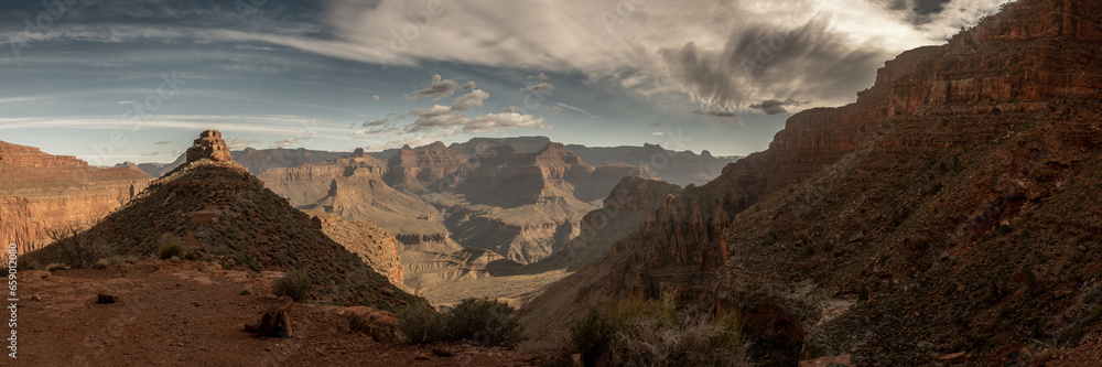 Panorama Of Lookout Point In The Grand Canyon