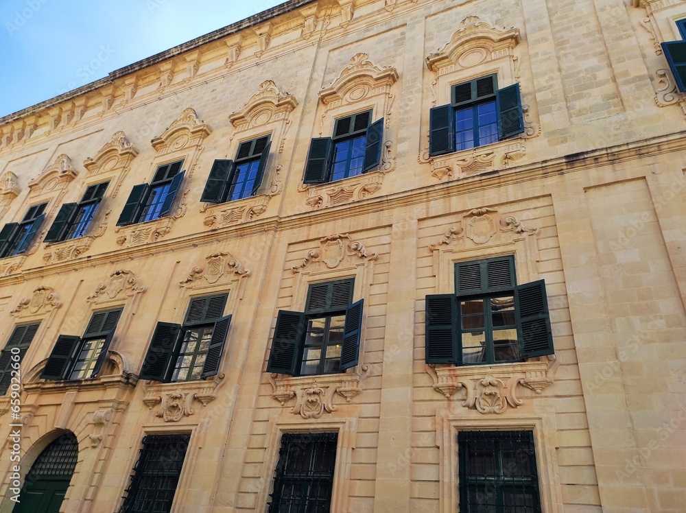 Malte, La Valette, façades et balcons colorés