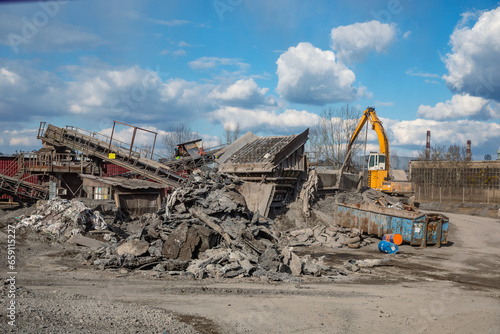 A company producing road aggregate. Production line.