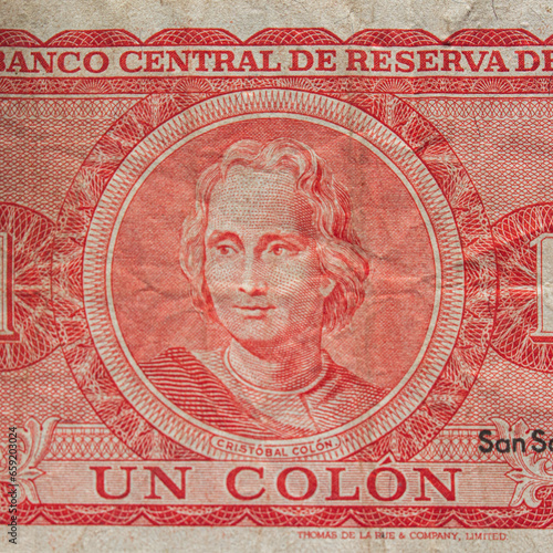 El descubridor de América está en un billete de El Salvador
