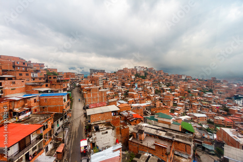Bild auf Leinwand Aerial view of the Juan XXIII neighborhood on the outskirts of Medellin, Colombi