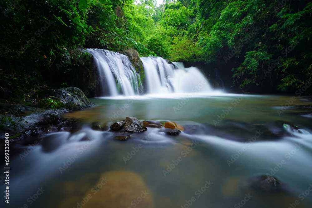 Fototapeta premium Unseen Chanthaburi at Ang Bang waterfall.