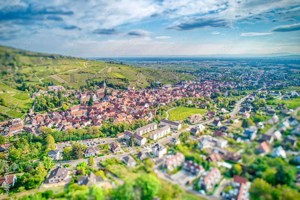 Luftaufnahme von Ribeauvillé (Rappoltsweiler) im Elsass in Frankreich