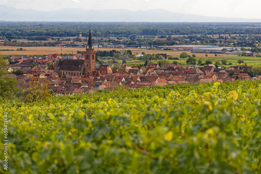 Das malerische Weindorf Bergheim im Elsass in Frankreich