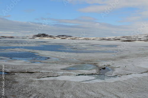 Islanda,lago ghiacciato sulla strada per Seydisfjordur
