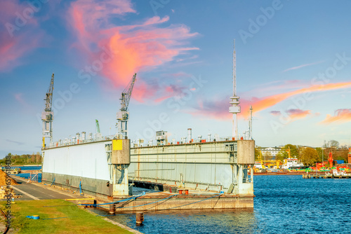 Wischhafen, Hafen, Nordsee, Deutschland  photo