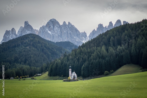 St. John’s Chapel in Ranui in front of Odles group mountains (germ. Geislergruppe) in South Tyrol, Italy. © A. Emson