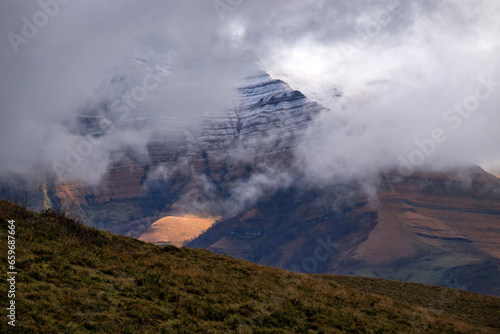 Cantabria mountains, La Braguia mountain pass.